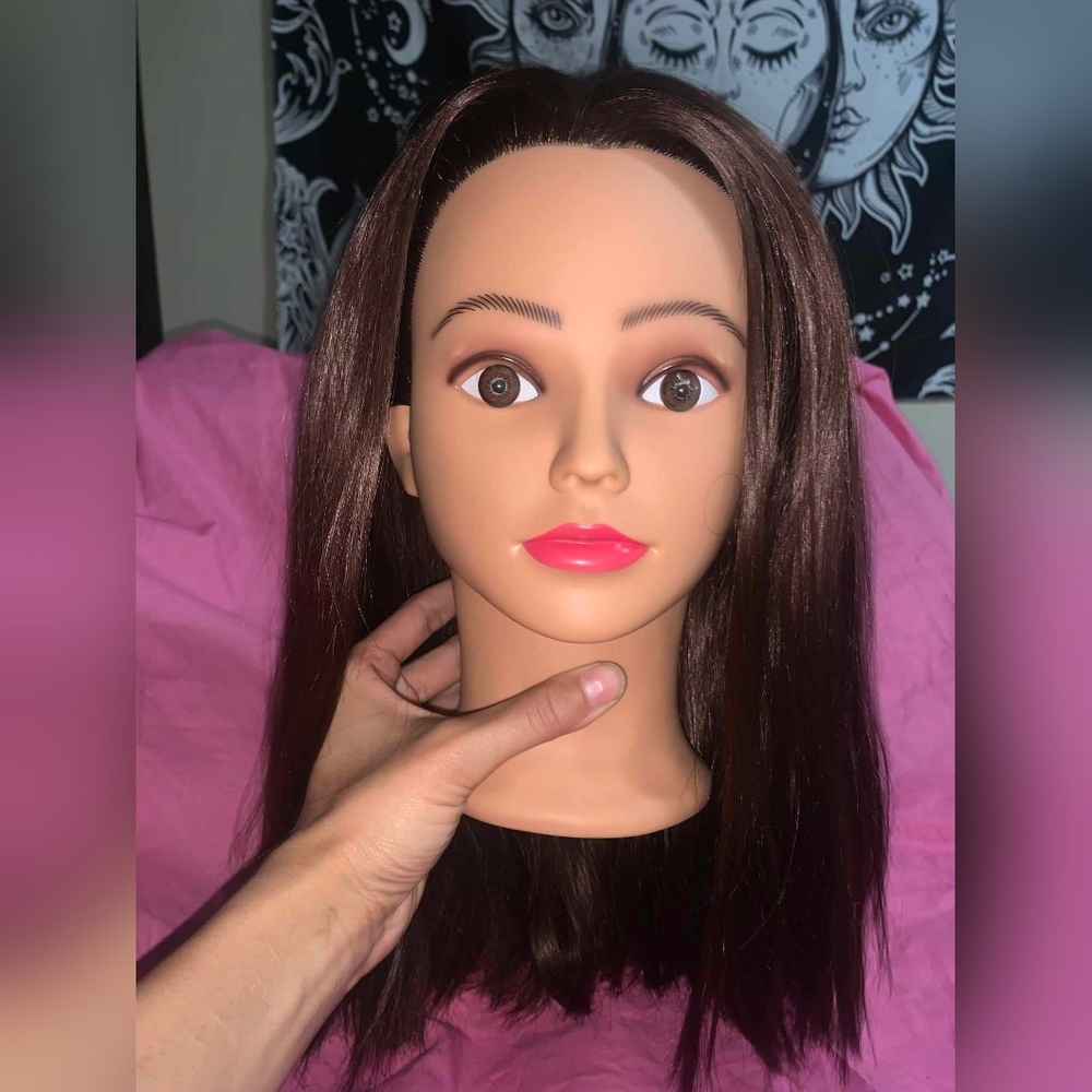 Cosmetology head doll